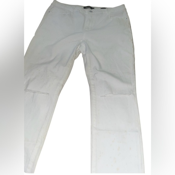 Nanette Lepore Women's Gramercy Ripped High Waist Skinny Jeans, size 12 - Picture 1 of 9